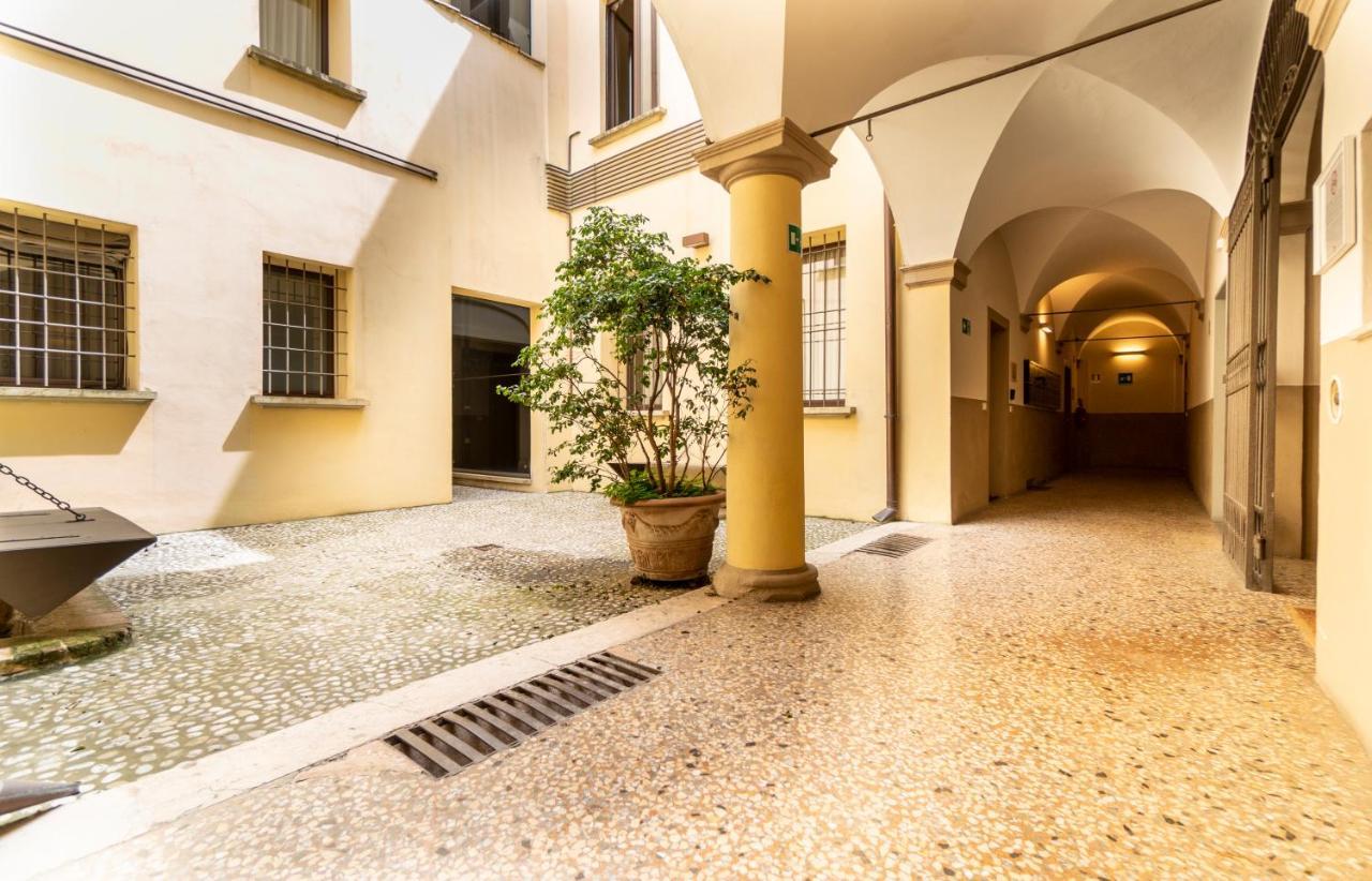 Broccaindosso 33 - Appartamento Nel Centro Storico Bologna Buitenkant foto
